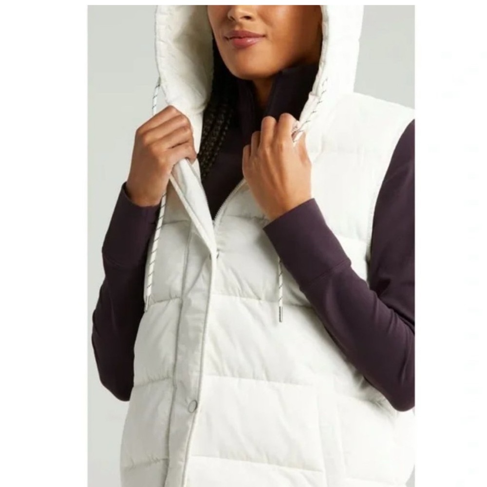 Zella long hooded white vest NWT - Picture 3 of 10
